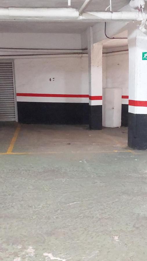 Apartamento Tiboli con parking gratuito Bilbao Esterno foto